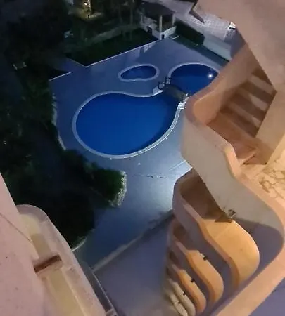 Apartment Apartamento Con Encanto,piscina Y A 200 Metros De La Playa Salou
